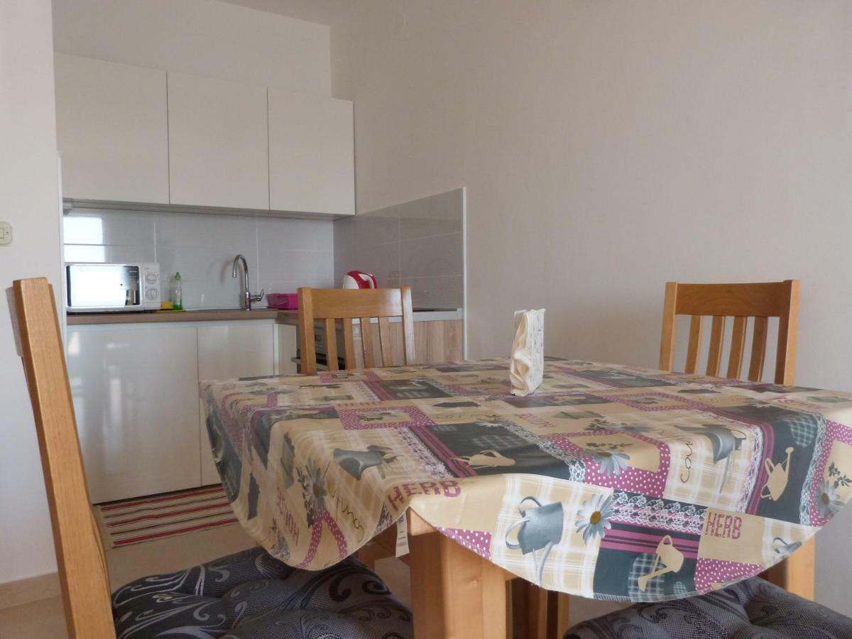 Maria Apartments Starigrad Paklenica Εξωτερικό φωτογραφία