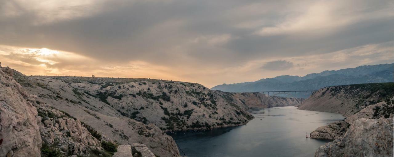 Maria Apartments Starigrad Paklenica Εξωτερικό φωτογραφία