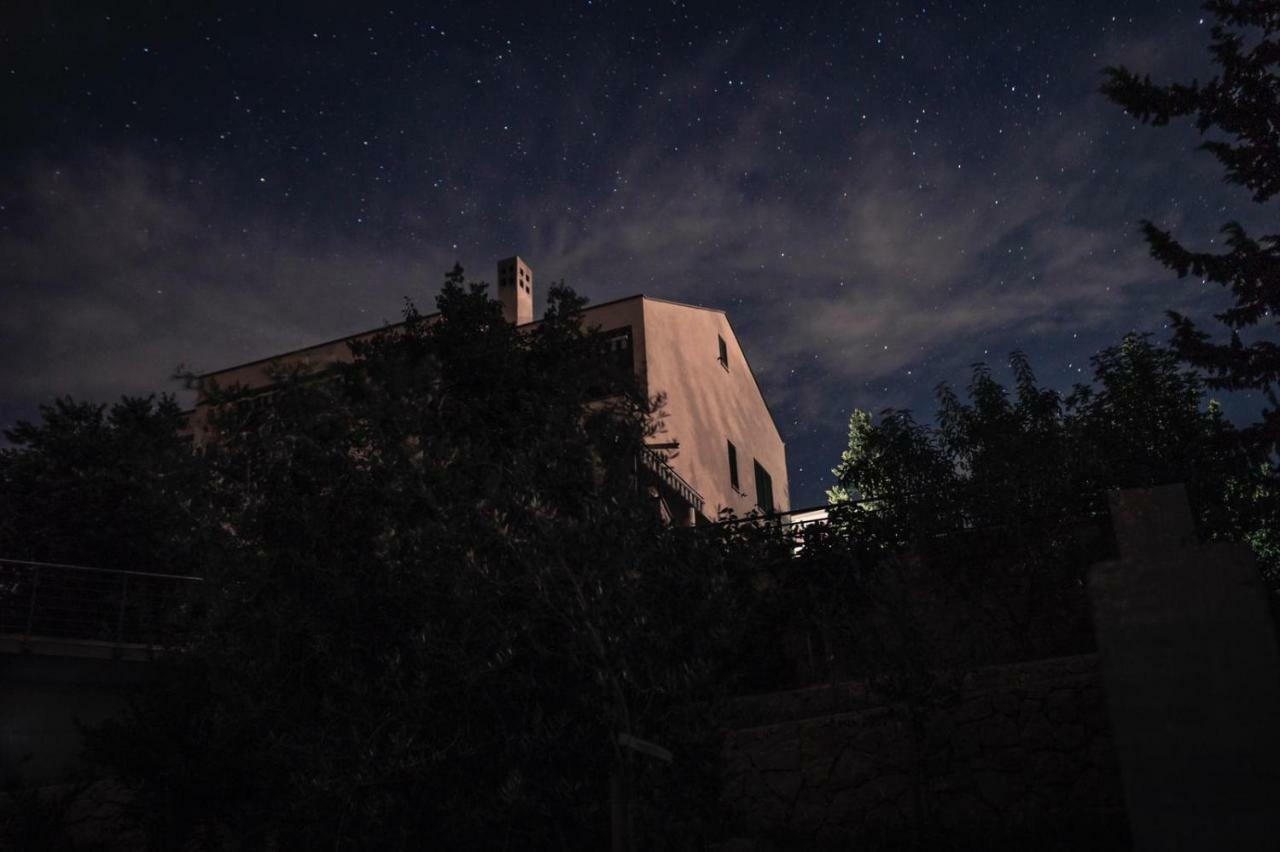 Maria Apartments Starigrad Paklenica Εξωτερικό φωτογραφία